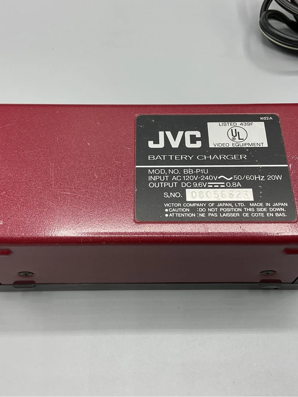 JVC BB-P1U Battery Charger AC 120V-240V DC 9.6V 0.8A Video Equipment